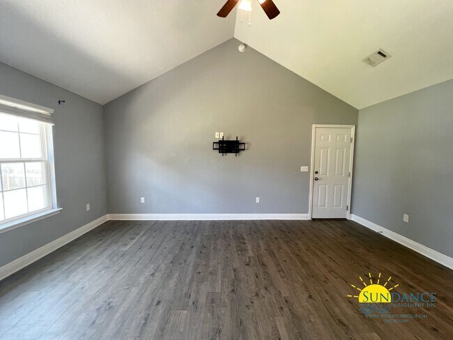 Foto del edificio - Lovely 3 bedroom home in Crestview!