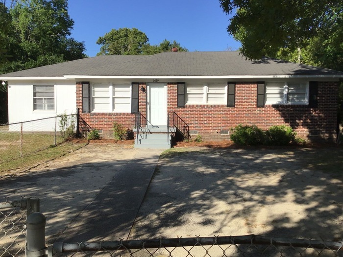 Primary Photo - 3629 Baxter Dr