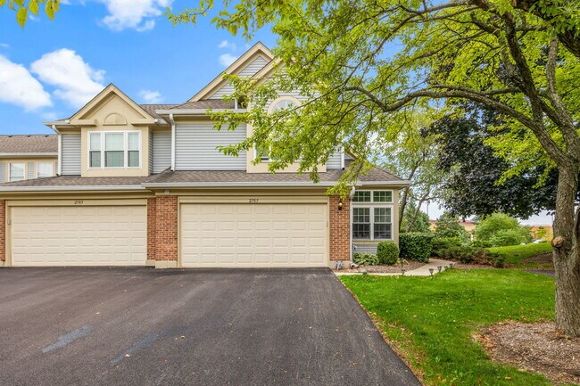 Building Photo - 2787 Green Bridge Ct