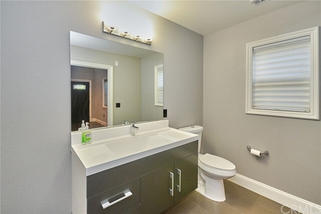 Building Photo - 920 E Valley Blvd