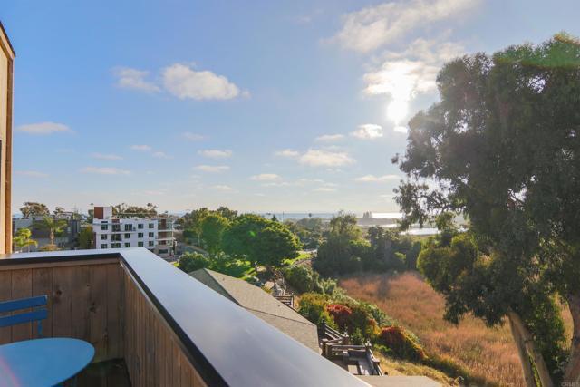 Foto del edificio - 562 Laguna Dr