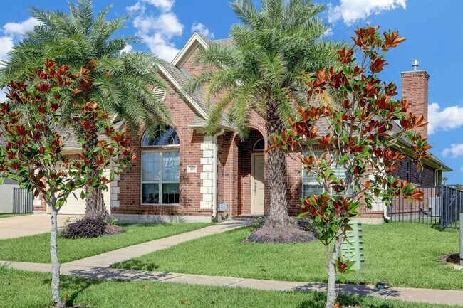 Foto del edificio - 307 Twin Timbers Ln