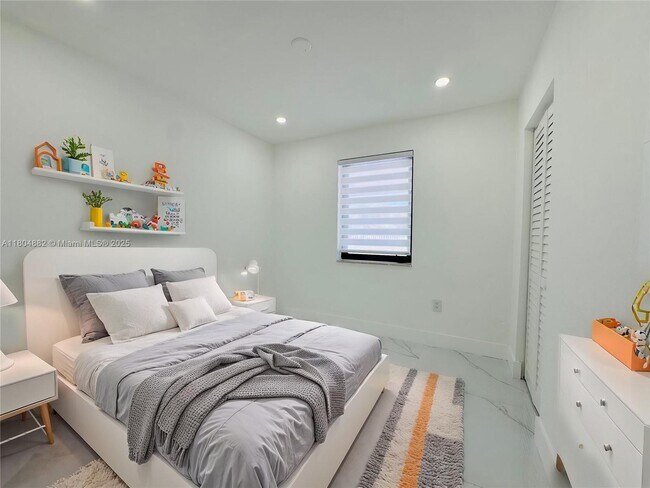 Foto del edificio - 1440 N 71st Ave