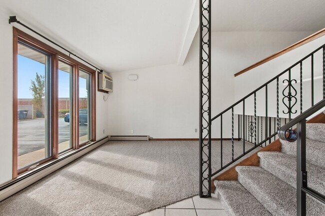 Foto del edificio - 2340 Canter Ln