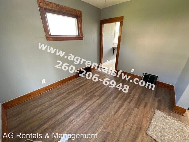 Building Photo - 3 br, 1 bath House - 1644 Short St