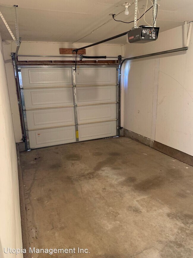 Foto del edificio - 2 br, 2 bath House - 8670 Dixon Lane