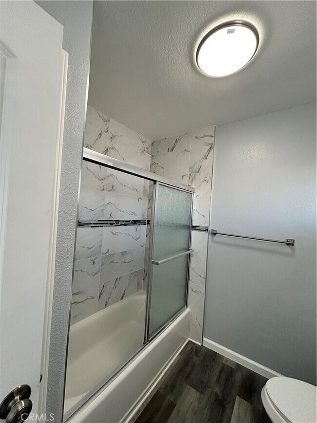 Foto del edificio - 6517 1/2 Avalon Blvd-4-4