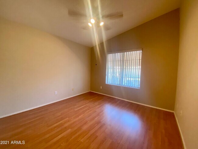 Foto del edificio - 14562 W Moccasin Trail