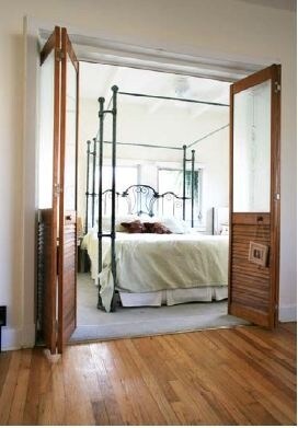 Otro - 235 Majorca Ave