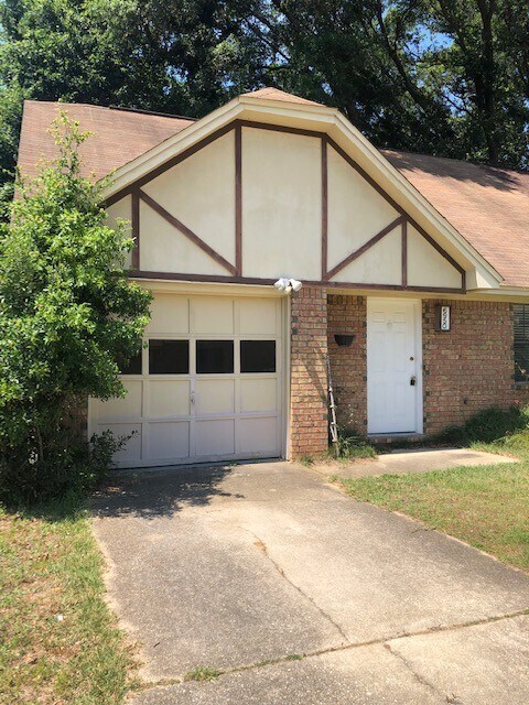 Foto del edificio - 6950 Heather Oaks Drive Pensacola, FL 3250...