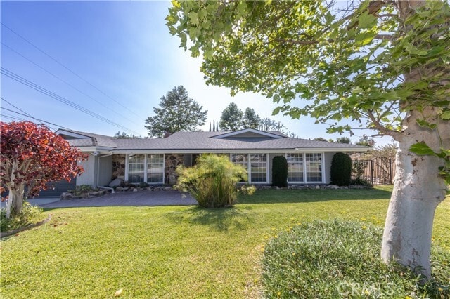 Foto del edificio - 4661 Woodhaven Dr