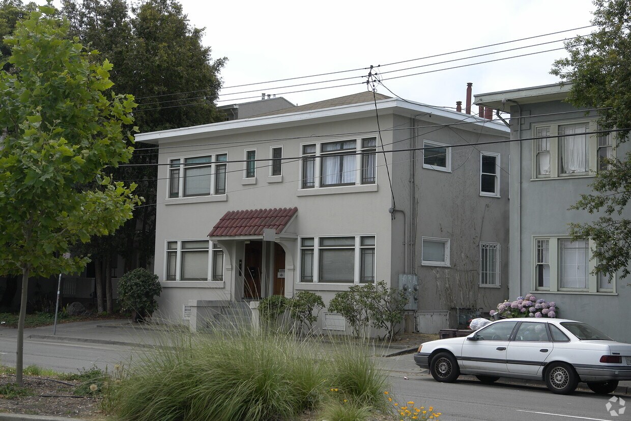 465 40th St, Oakland, CA 94609 465 40th St Oakland, CA Apartments