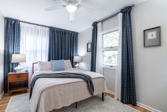 Foto del edificio - 1021 Carlisle Ave