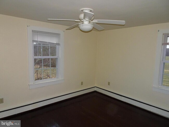 Foto del edificio - 1640 Bohemia Church Rd