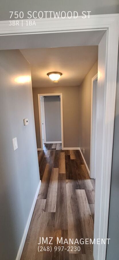 Foto del edificio - 750 Scottwood St