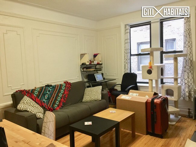 Foto del edificio - 3725 81st St