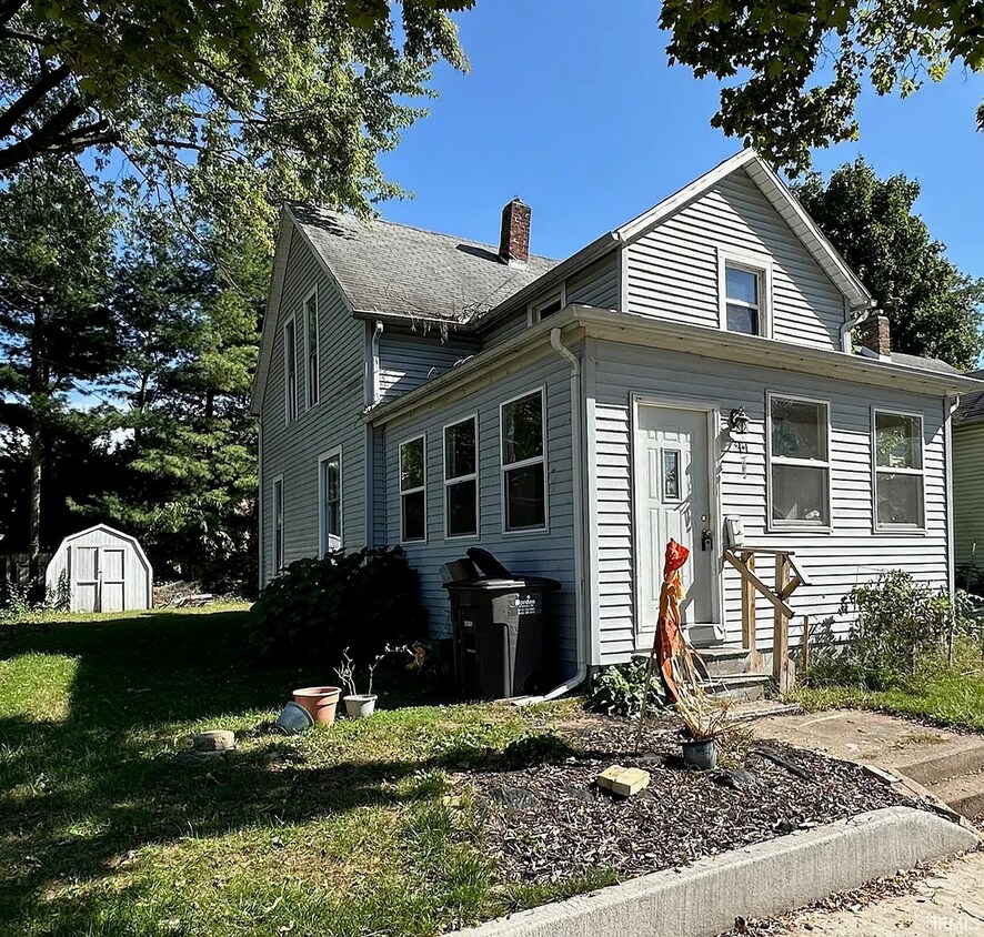 Foto principal - Nice 3-Bedroom Home For Rent in Elkhart