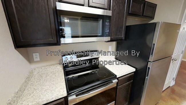 Building Photo - 1550 Vani Ct