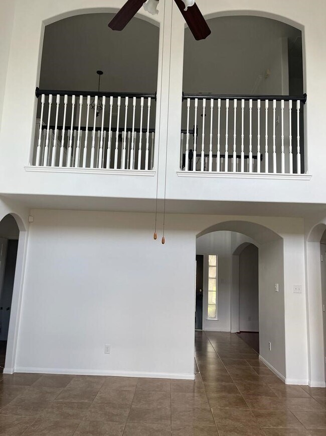 Building Photo - 18511 Shadow Line Ct