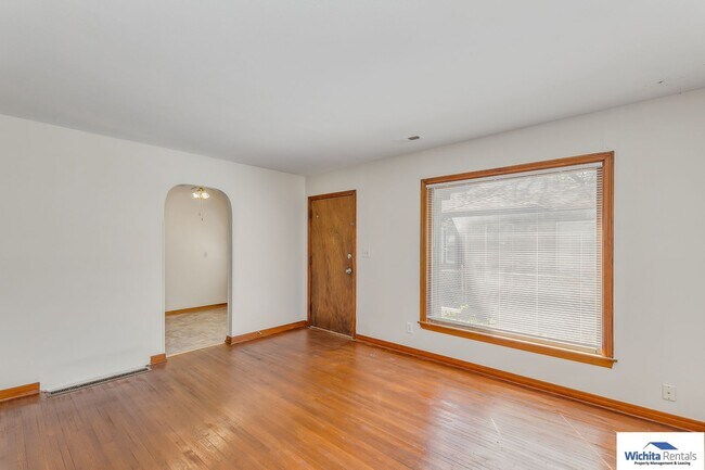 Building Photo - 4718 E. Arbor