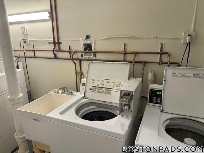 Foto del edificio - 17-19 Washington St.