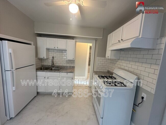 Foto del edificio - 223 W Keefe Ave