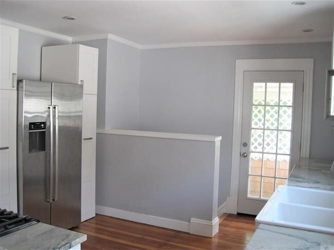 Building Photo - 348 Walden St