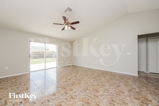 Foto del edificio - 2412 Quail Cove Ct