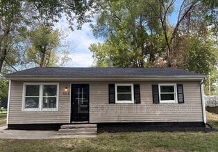 Building Photo - 404 Pursley Dr