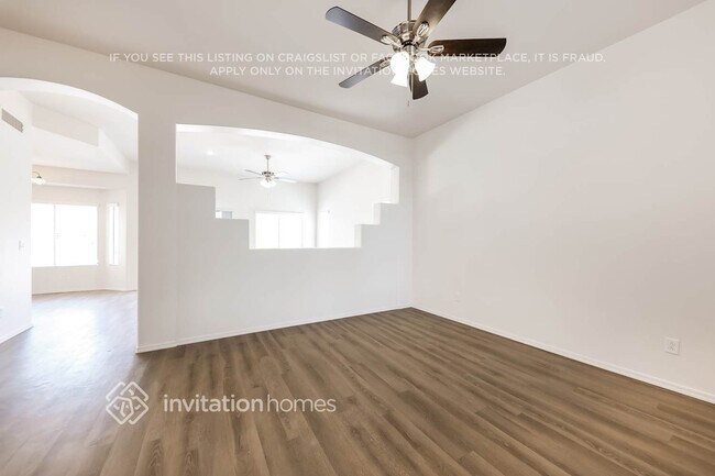 Foto del edificio - 26427 North 42nd Pl