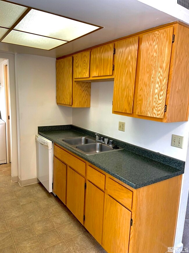 Building Photo - 3945 Covington Way