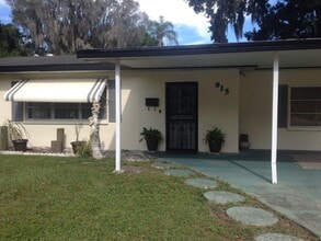 Building Photo - 915 14th St E