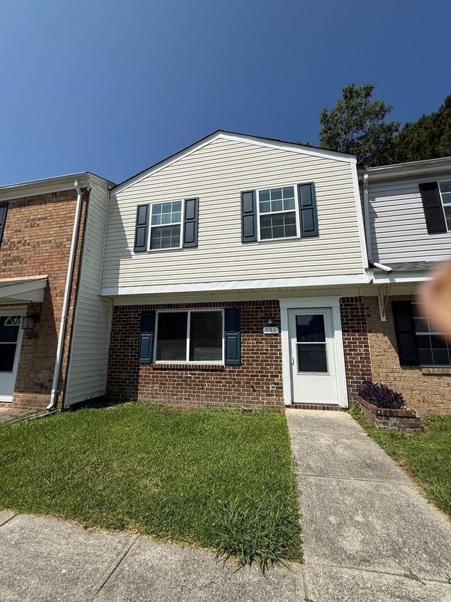 Building Photo - 506 Myrtlewood Cir
