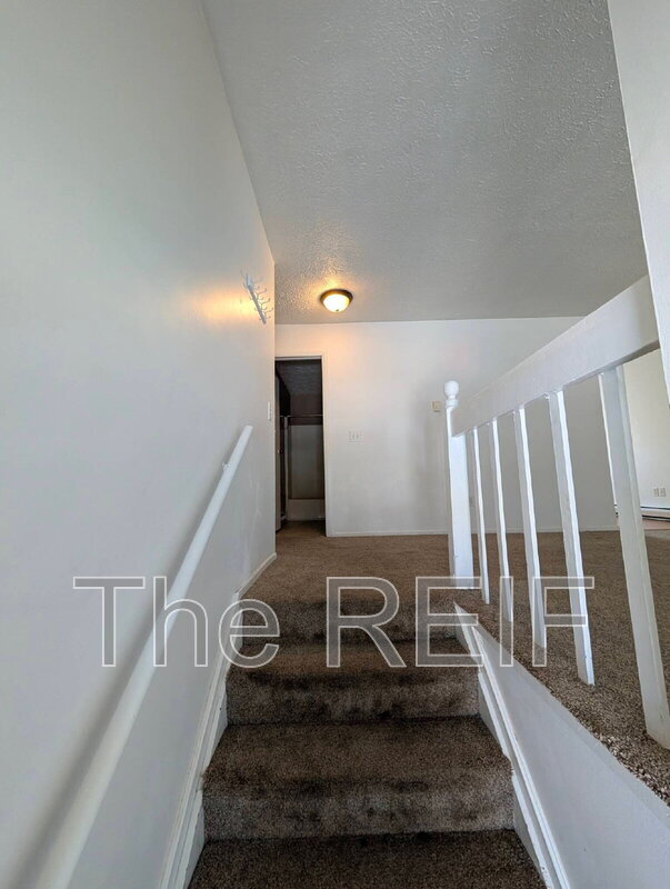 Foto del edificio - 719 Peachtree Pl