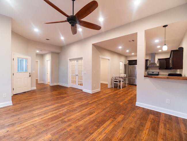 Building Photo - 49 Cherry Hill Rd