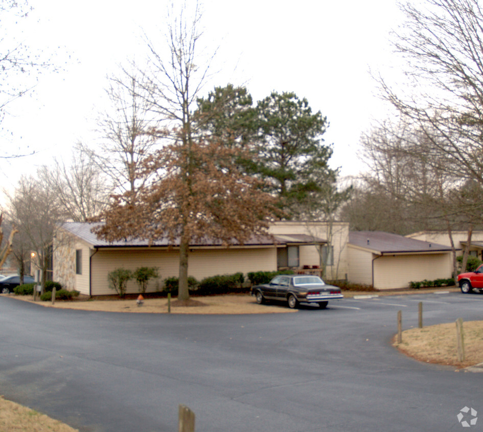 Primary Photo - Blue Ridge Hills Apartments