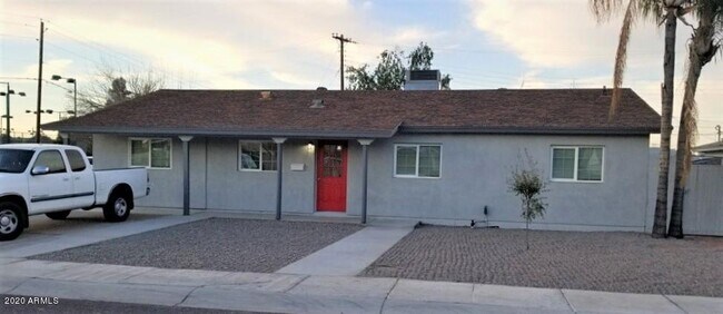 Building Photo - 2058 W Citrus Way