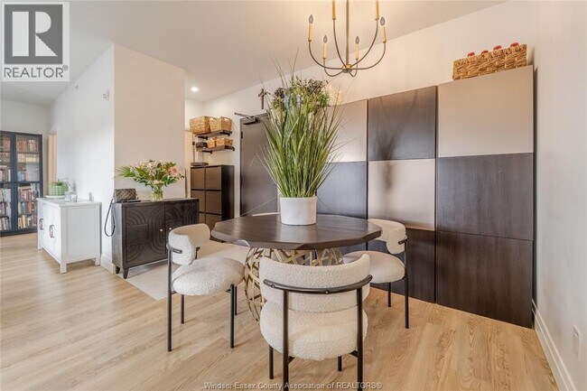 Photo du bâtiment - 3817 Howard Ave