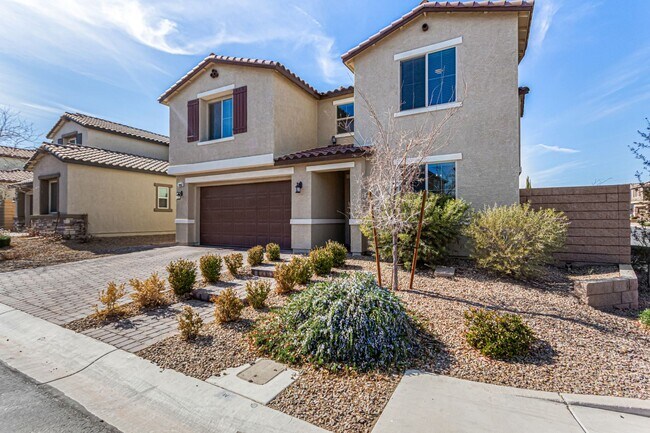 Foto del edificio - Southern Highlands Home with Loft & Patio!