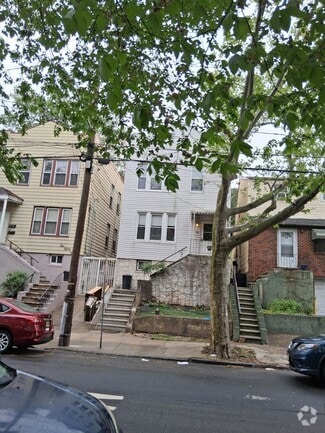 Building Photo - 182 Terrace Ave