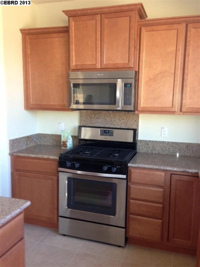 Foto del edificio - 494 Shannon Way