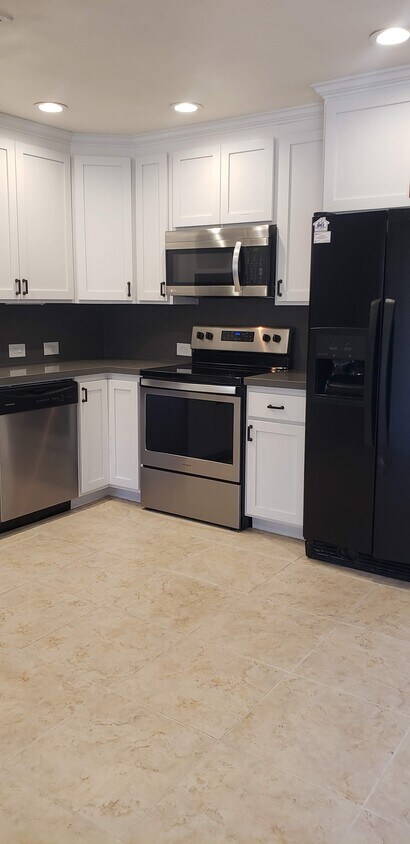 Foto principal - 7083 Murieta Pkwy