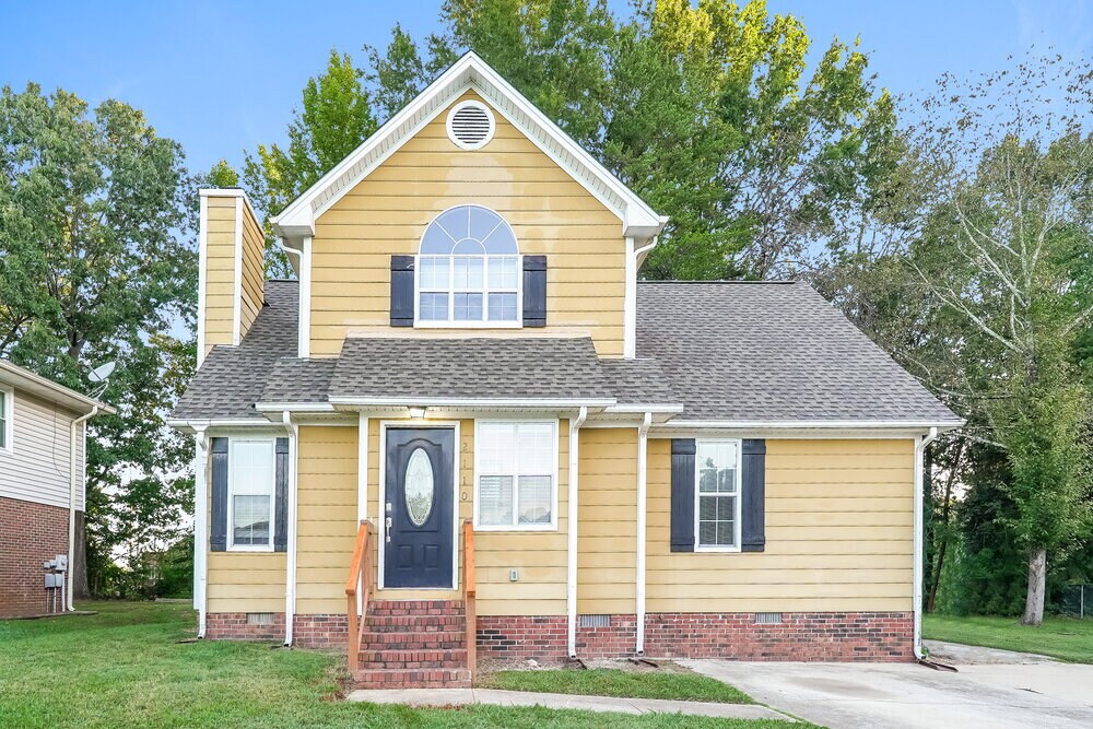 Primary Photo - 2110 Arden Pl