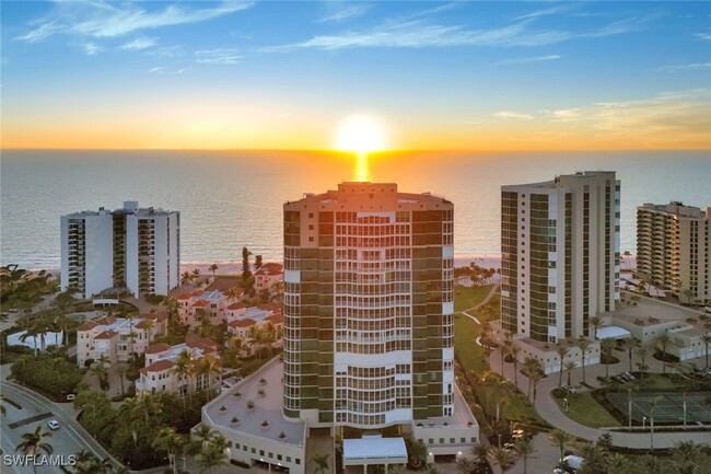 Foto del edificio - 3971 Gulf Shore Blvd N