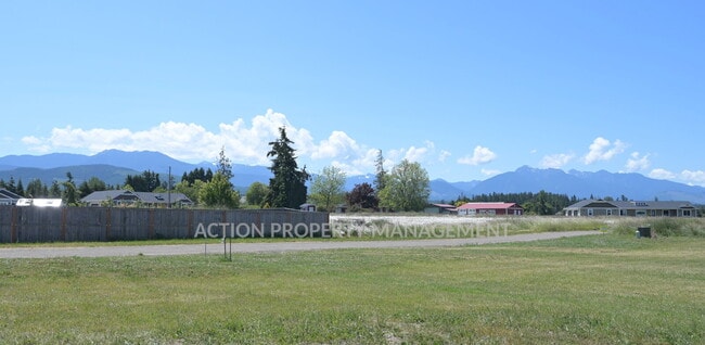 Building Photo - Beautiful no-step entry 3 bed 2 bath home in Sequim