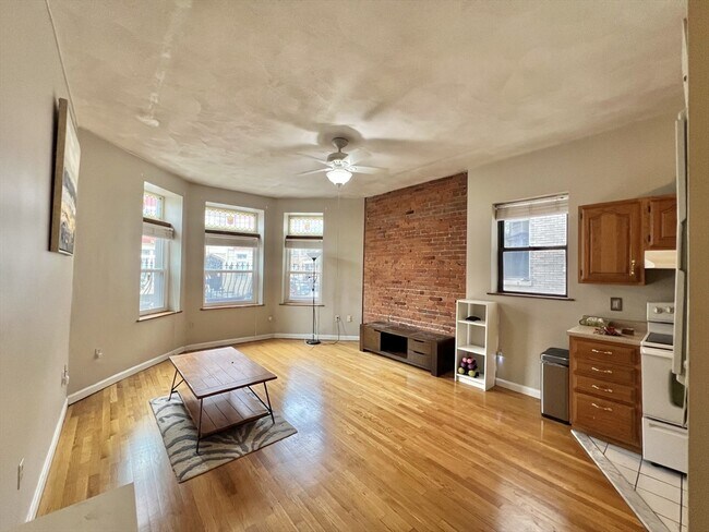 Foto del edificio - 65 Hemenway St