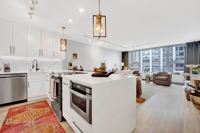Foto del edificio - 3600 N Lake Shore Dr