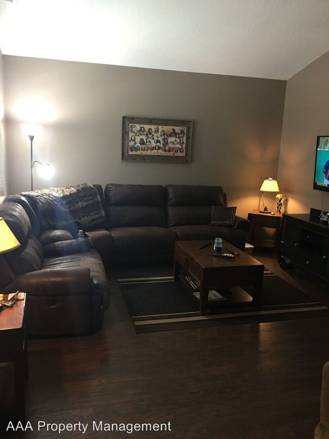 Foto del edificio - 5148 Aster Ln