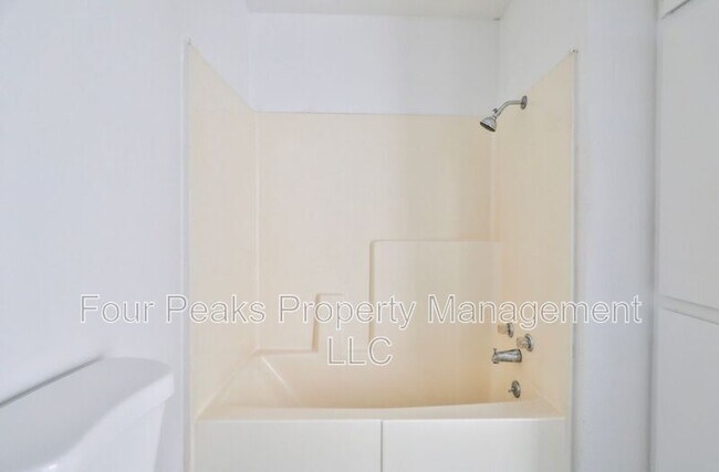 Foto del edificio - 1417 E Southern Ave