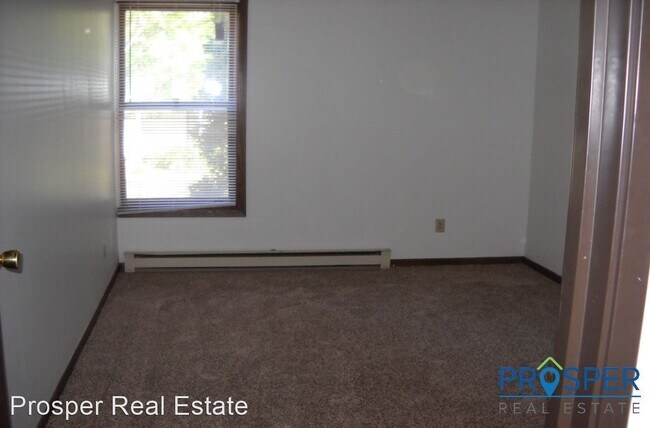 Building Photo - 2 br, 1 bath Apartment - 601 Colfax Street